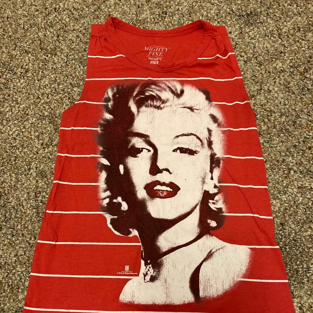 Marilyn Monroe red tank top